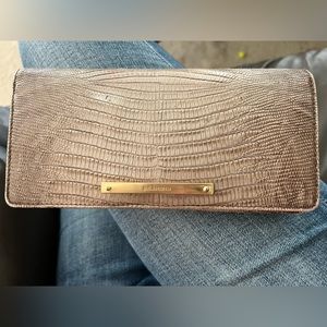 Brahmin wallet